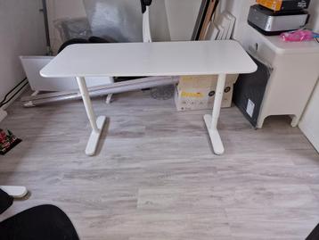 Ikea bekant bureau wit 