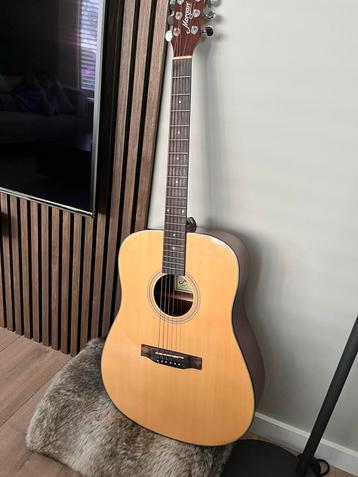 Gitaar Morgan w104n beschikbaar voor biedingen