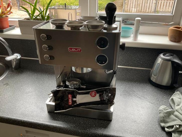 Lelit kate, Witgoed en Apparatuur, Koffiezetapparaten, Gebruikt, Koffiebonen, Espresso apparaat, 10 kopjes of meer, Stoompijpje