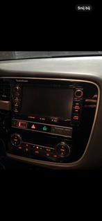 Autoradio Mitsubishi outlander 2019 w-18, Auto diversen, Autoradio's, Ophalen of Verzenden, Zo goed als nieuw