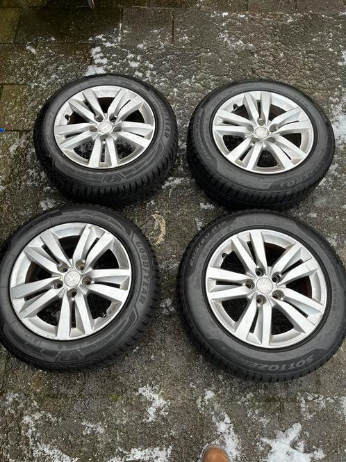 Winterbanden Pirelli Sottozero3/Goodyear UltraGrip 205/60R16, Auto-onderdelen, Banden en Velgen, Banden en Velgen, Winterbanden