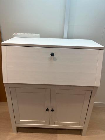 Witte Secretaire met Opbergruimte beschikbaar voor biedingen