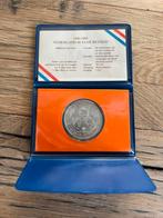 Gedenkpenning Nederland 40 jaar bevrijd, Ophalen of Verzenden, Brons, Nederland