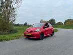 Toyota Aygo 1.0 12V Vvt-i 3DRS MMT 2008 Rood, Auto's, Voorwielaandrijving, Stof, Zwart, 4 stoelen