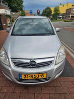 Opel Zafira 1.8 2010 Grijs, Auto's, Opel, Voorwielaandrijving, 74 €/maand, 4 cilinders, 1200 kg