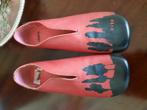 Bijzondere schoenen,  mt 38,5, Kleding | Dames, Ophalen of Verzenden, Zo goed als nieuw, Rood, Sneakers of Gympen