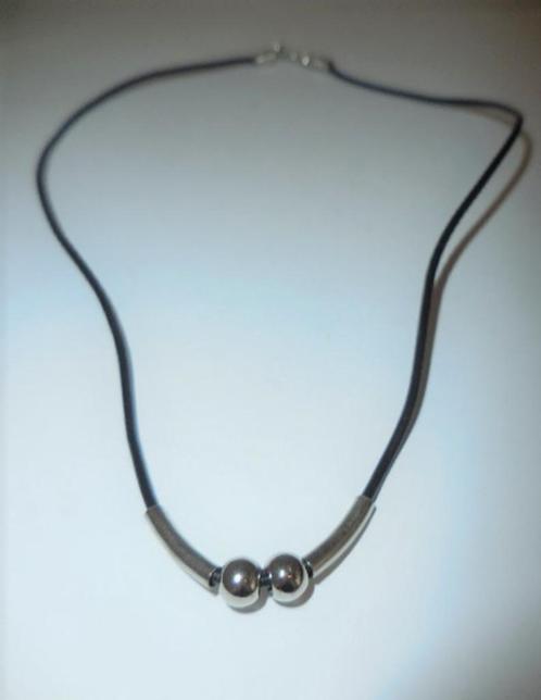 Zwart Kunstleer Kord met Tussenstuk Kralen 45cm, Hobby en Vrije tijd, Kralen en Sieraden maken, Nieuw, Overige typen, Ophalen of Verzenden