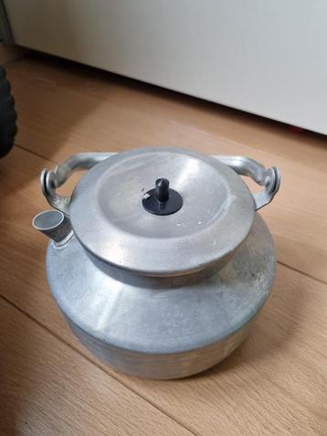 Camping waterketel aluminium beschikbaar voor biedingen