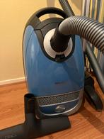 Miele stofzuiger, Witgoed en Apparatuur, Stofzuigers, Ophalen, Gebruikt, Stofzuiger