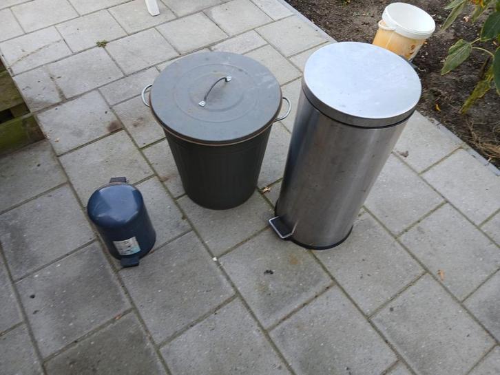 Afvalemmers - Set van 3, Huis en Inrichting, Woonaccessoires | Prullenbakken, Gebruikt, Metaal, 50 tot 75 cm, 20 tot 30 liter