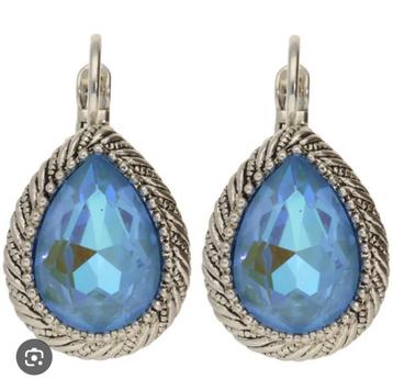 Camps en Camps Aqua of Royal blauw druppel oorbellen beschikbaar voor biedingen