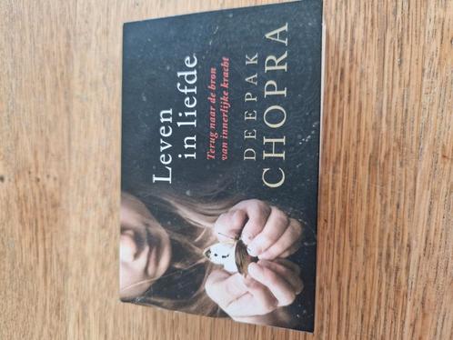 Dwarsligger, deepak Chopra,  leven in liefde, Boeken, Esoterie en Spiritualiteit, Zo goed als nieuw, Overige typen, Ophalen of Verzenden