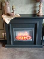 Elektrische haard met schouw, Huis en Inrichting, Ophalen of Verzenden, Zo goed als nieuw, Vrijstaande haard, Elektrische haard