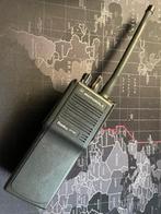 Portofoon motorola Radius GP 900 met lader, Ophalen of Verzenden, Gebruikt, Portofoon of Walkie-talkie