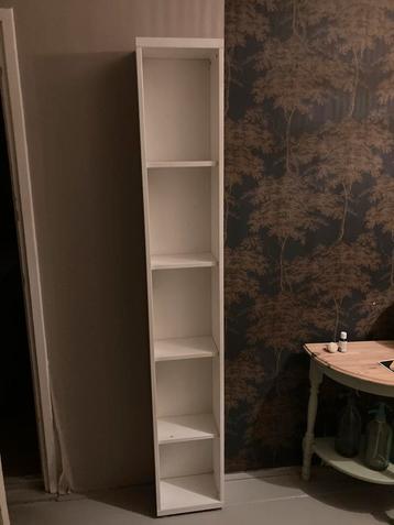 Hoge Boekenkast - 194x30x20 cm beschikbaar voor biedingen