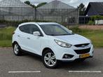 Hyundai Ix35 2.0i Style Airco | Cruise | Climate | Trekhaak, Lichtsensor, Zwart, 4 cilinders, Leder en Stof