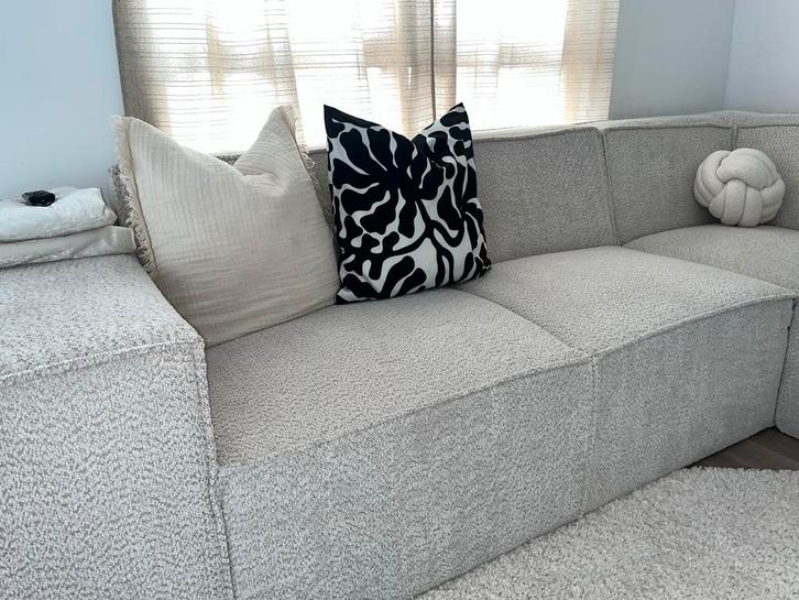 Hoekbank Monet 4-zits Teddy beige met Chaise Longue (Rechts), Huis en Inrichting, Banken | Bankstellen, Zo goed als nieuw, Hoekbank