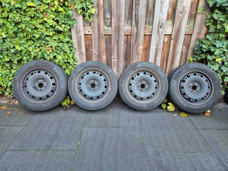 Winterbanden VW Polo - 185/60 R15, Auto-onderdelen, Banden en Velgen, Banden en Velgen, Winterbanden, 15 inch, 185 mm, Personenwagen