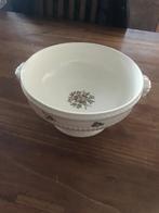 te koop Wedgwood Conway Saladeschaal, Ophalen of Verzenden, Wedgwood, Porselein, Schaal of Schalen