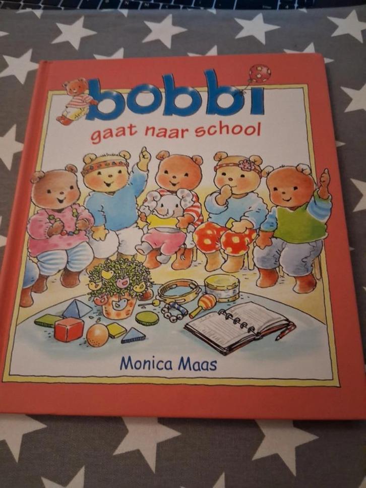 groot boek monica maas - bobbi gaat naar school, Boeken, Kinderboeken | Baby's en Peuters, Gelezen, 3 tot 4 jaar, Ophalen of Verzenden