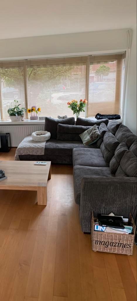 Mooie hoekbank 3.30 x 2.30 grijs/bruin rookvrije omgeving, Huis en Inrichting, Banken | Complete zithoeken, Gebruikt, Ophalen