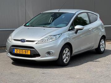 Ford Fiesta 1.6 TDCi Ghia pdc airco nieuwe apk beschikbaar voor biedingen