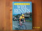 Basisboek Wielrennen - Bernard Hinault ( Tirion Sport), Boeken, Verzenden, Zo goed als nieuw, Lopen en Fietsen