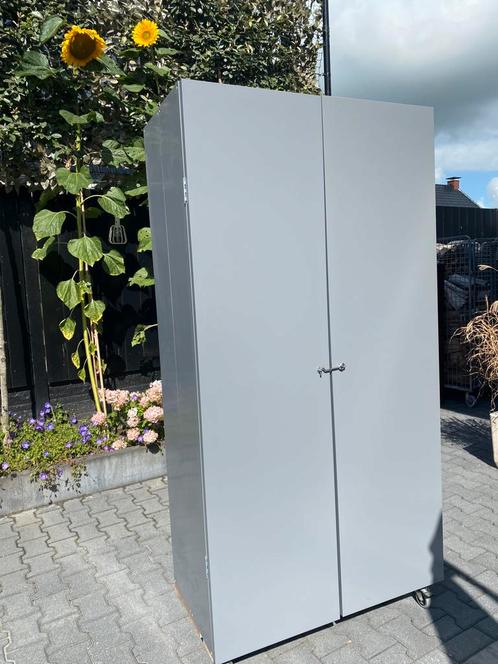Ikea kast, Huis en Inrichting, Kasten | Kledingkasten, Zo goed als nieuw, 150 tot 200 cm, 50 tot 100 cm, 25 tot 50 cm, Ophalen