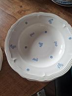 Mooie borden met blauw bloemetje., Antiek en Kunst, Ophalen