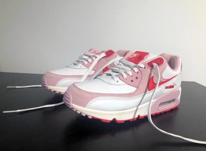 Sportschoenen Nike Air Max, maat 37 / 38, dames / meiden, Kleding | Dames, Sportkleding, Zo goed als nieuw, Maat 38/40 (M), Rood