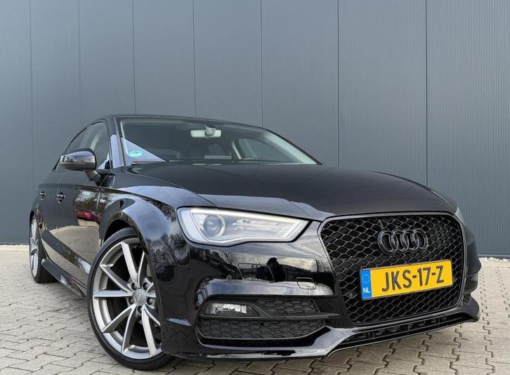 Audi A3 LIMOUSINE 1.4 TFSI S-LINE 19'' | Leder |, Auto's, Audi, Bedrijf, Te koop, A3, ABS, Airbags, Airconditioning, Bluetooth