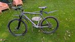 Moutain bike  cube, Fietsen en Brommers, Fietsen | Mountainbikes en ATB, 49 tot 53 cm, Zo goed als nieuw, Ophalen, Overige merken