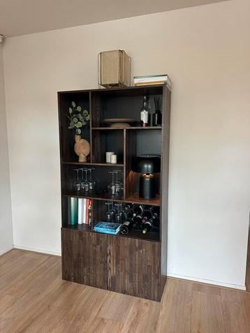 Prachtige walnoot houten kast