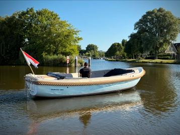 Makma vlet 700 nieuwstaat met YANMAR inboard 2005 beschikbaar voor biedingen