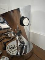 Bugatti, limited edition chroom, Espresso apparaat, Gemalen koffie, Zo goed als nieuw, 2 tot 4 kopjes