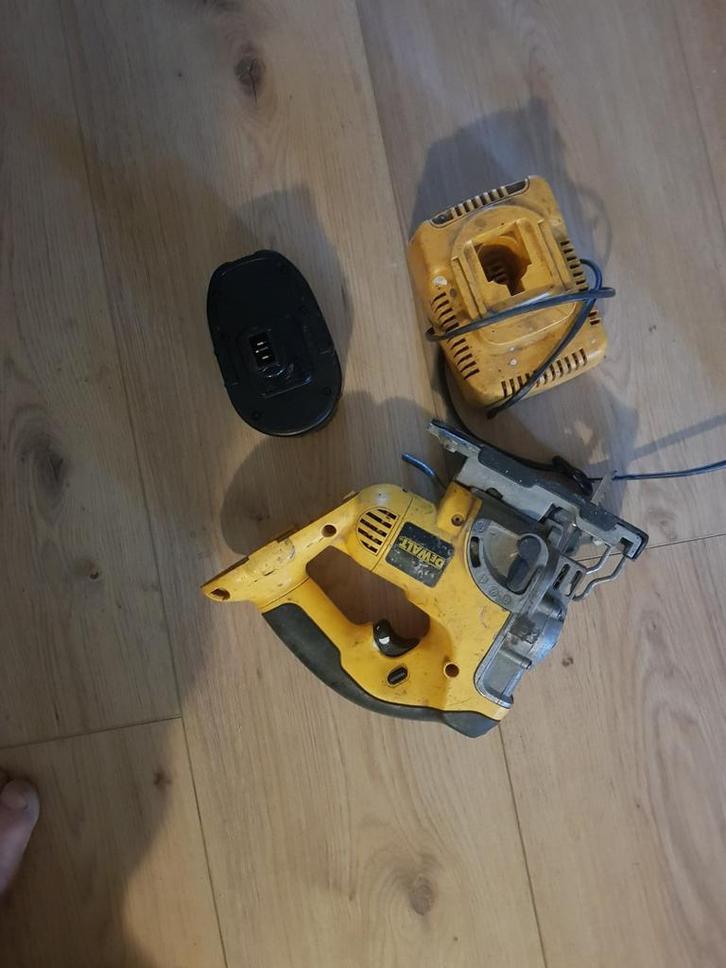 decopeermachine   dewalt, Doe-het-zelf en Verbouw, Gereedschap | Schuurmachines, Overige typen, 1200 watt of meer, Ophalen of Verzenden