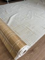 Rol stof - Kleur Wit / Goud met een patroon, Hobby en Vrije tijd, Stoffen en Lappen, 200 cm of meer, Overige materialen, Ophalen of Verzenden