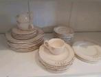 Landelijk serviesgoed brocante stijl restant partij, Huis en Inrichting, Keuken | Servies, Ophalen, Porselein, Overige stijlen