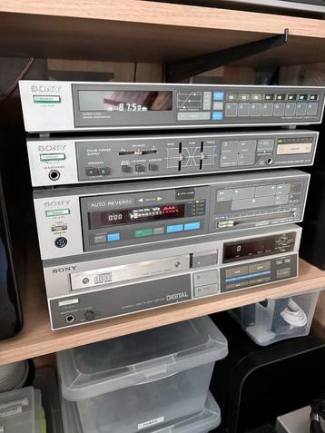Sony vintage miniset (35cm) met werk beschikbaar voor biedingen