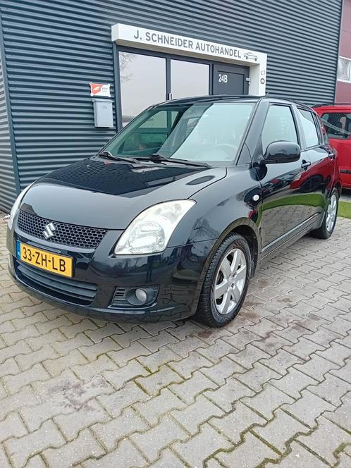 VERKOCHT, Auto's, Suzuki, Bedrijf, Swift, Benzine, C, Hatchback, Handgeschakeld, Origineel Nederlands, Zwart, Voorwielaandrijving