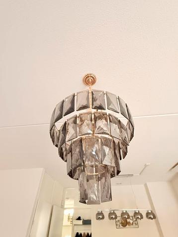 Moderne Kroonluchter met Grijze Glazen Elementen beschikbaar voor biedingen