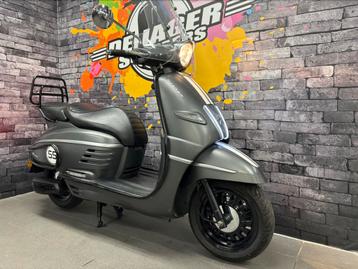 Peogeot Django E4 50i  snorscooter 2021 beschikbaar voor biedingen