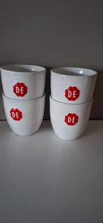 4 Douwe Egberts Koffiemokken, Huis en Inrichting, Keuken | Servies, Ophalen of Verzenden, Zo goed als nieuw, Kop(pen) en/of Schotel(s)