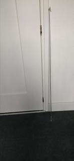 GRATIS 1 gordijn trekstang, Ophalen, Gebruikt, 100 tot 150 cm