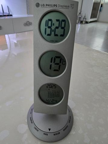  ■■■ LG Philips zijn multifunctionele digitale horloges ■■■ beschikbaar voor biedingen