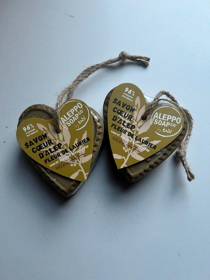 Tadé Aleppo Hart Zeep Fleur de Laurier - Set van 2, Sieraden, Tassen en Uiterlijk, Uiterlijk | Lichaamsverzorging, Nieuw, Bad & Douche