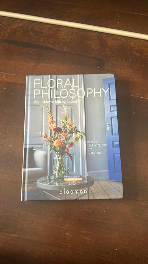 bloomon - Floral Philosophy, Boeken, Hobby en Vrije tijd, Zo goed als nieuw, Overige onderwerpen, Ophalen of Verzenden