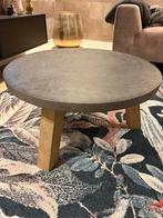 Salontafel Loods 5 (75cm) betonlook en houten poten, Huis en Inrichting, Tafels | Salontafels, Ophalen, Gebruikt, Rond, 50 tot 100 cm