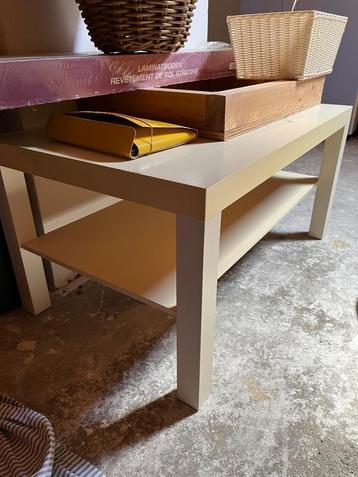 GRATIS: Ikea salontafel 90x55 cm beschikbaar voor biedingen