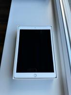 Apple iPad 8th Gen + Logitech Slim Folio keyboard case, Computers en Software, Apple iPads, 10 inch, 32 GB, Apple iPad, Ophalen of Verzenden